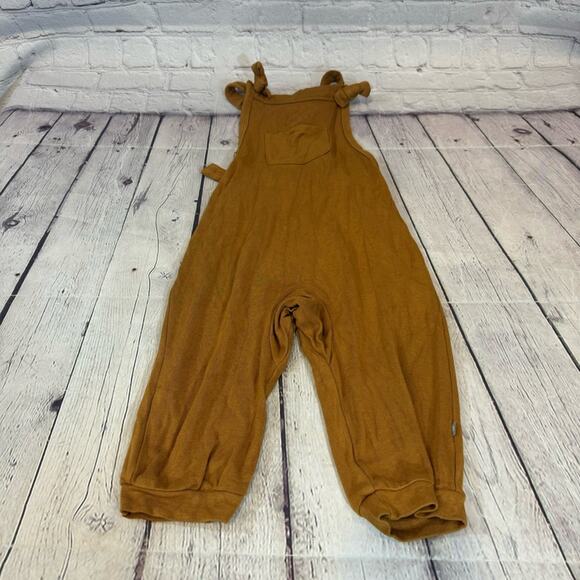 Kyte Baby Bamboo Overall Romper - Picture 2 of 4